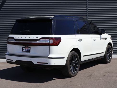 Used 2021 Lincoln Navigator Reserve w/ Luxury Package AWD/4WD image 9