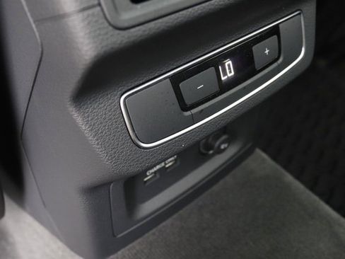 Used 2025 Audi Q5 2.0T Premium Plus image 18