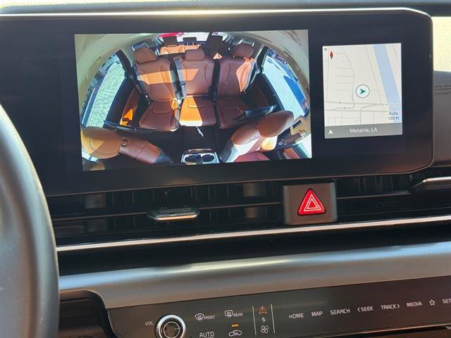 Used 2025 Kia Carnival SX FWD image 16