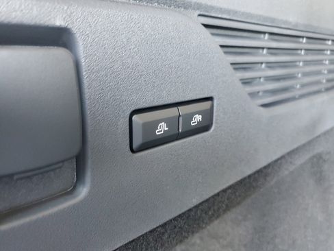 New 2026 Lincoln Nautilus Reserve w/ Jet Appearance Package image 32