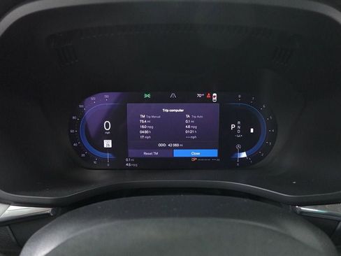 Used 2023 Volvo XC60 B5 Core image 15