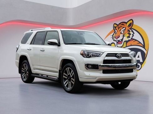 Used 2022 Toyota 4Runner Limited image 3