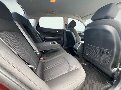 Used 2020 Kia Optima LX FWD image 23