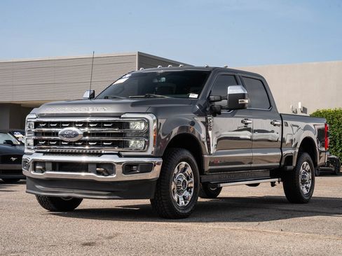 Certified 2024 Ford F250 Lariat w/ Chrome Package AWD/4WD image 4
