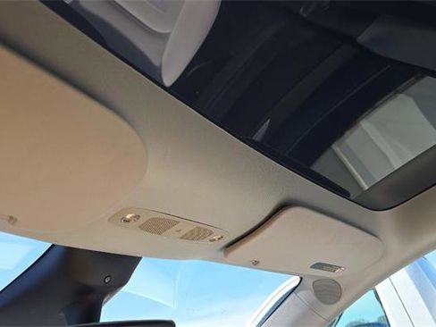 Used 2023 Tesla Model Y Long Range image 14