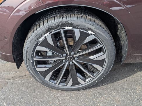 New 2026 Volvo XC60 B5 Ultra w/ Protection Package Premier image 31