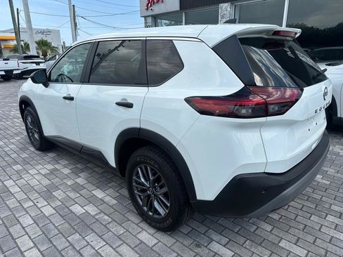 Used 2023 Nissan Rogue S AWD/4WD image 5