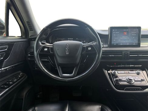 Used 2021 Lincoln Corsair FWD image 12