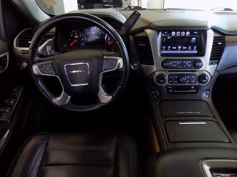 Used 2019 GMC Yukon Denali AWD/4WD image 9