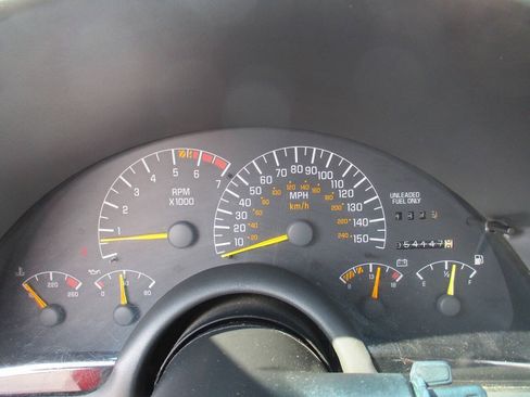 Used 1993 Pontiac Firebird Trans Am RWD image 11
