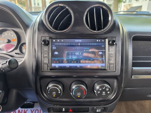 Used 2015 Jeep Patriot Sport w/ Power Value Group FWD image 30