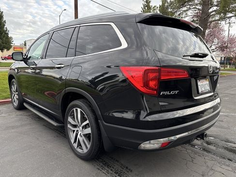 Used 2016 Honda Pilot Touring image 9