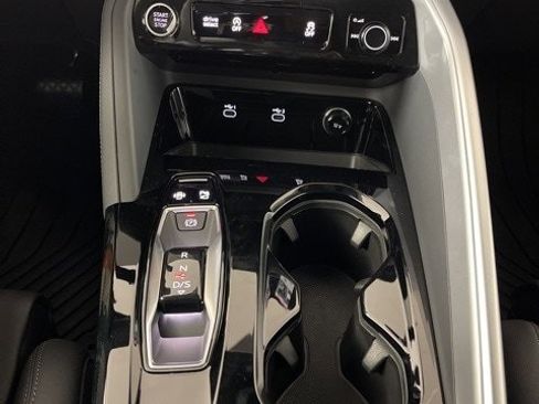 New 2025 Audi Q5 Premium Plus image 27