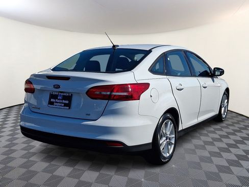 Used 2016 Ford Focus SE FWD image 7