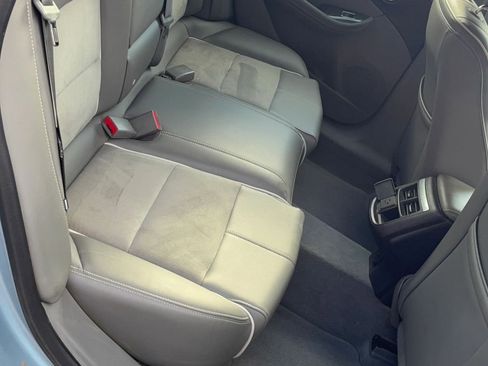 Used 2015 Chevrolet Impala LT FWD image 15