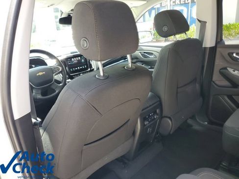 Used 2019 Chevrolet Traverse LT FWD image 15