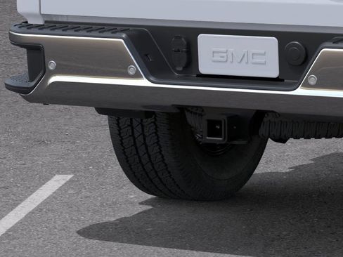 Used 2025 GMC Sierra 2500 SLT w/ SLT Convenience Package image 16