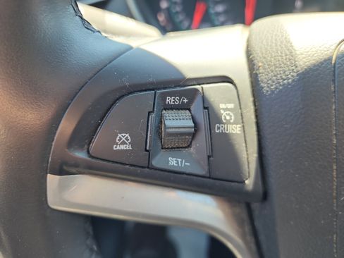 Certified 2019 Chevrolet Trax LT w/ LT Convenience Package image 19