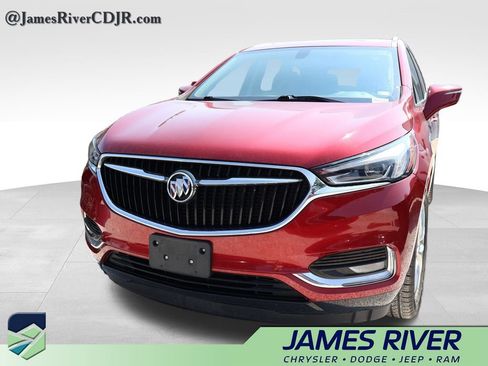 Used 2020 Buick Enclave Essence w/ Trailering Package, 5000 lbs. FWD image 3