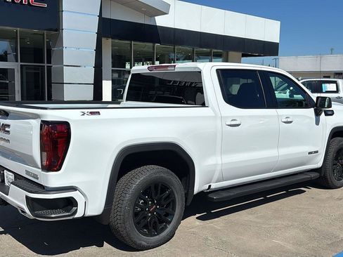 New 2026 GMC Sierra 1500 Elevation w/ X31 Off-Road Package image 8