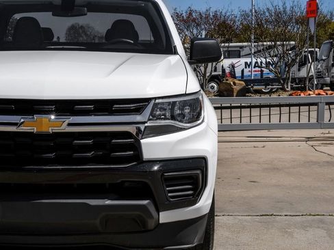 Used 2021 Chevrolet Colorado W/T w/ WT Convenience Package image 41