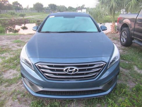 Used 2016 Hyundai Sonata Sport FWD image 2