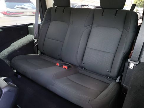 Used 2021 Jeep Wrangler Sport AWD/4WD image 14