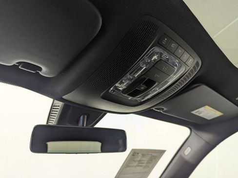 Used 2021 Mercedes-Benz GLB 250 image 52