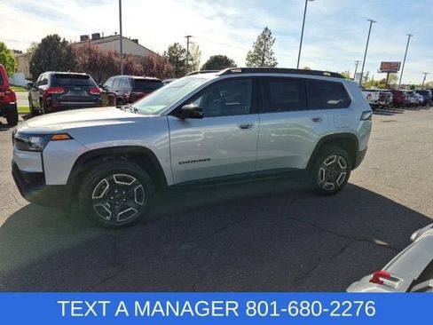 New 2026 Jeep Cherokee Laredo AWD/4WD image 3