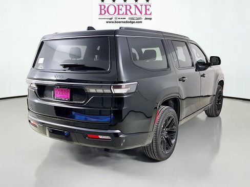 New 2026 Jeep Grand Wagoneer Limited image 7