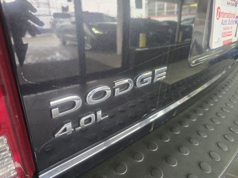 Used 2011 Dodge Nitro Heat image 30