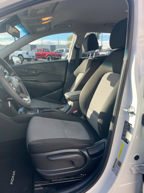Used 2021 Hyundai Kona SE w/ Cargo Package FWD image 27
