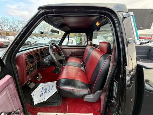 Used 1989 Dodge D/W Truck 100 image 25