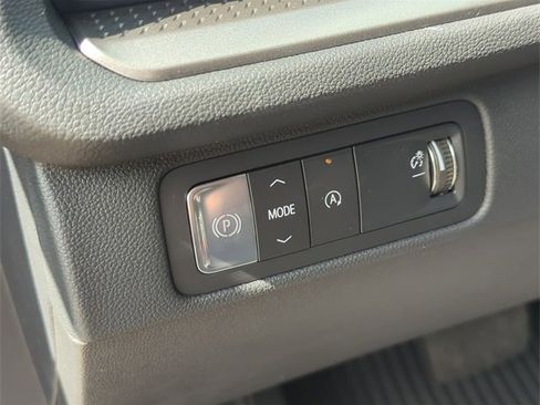 New 2026 Chevrolet Traverse LT w/ LPO, Floor Liner Package image 35