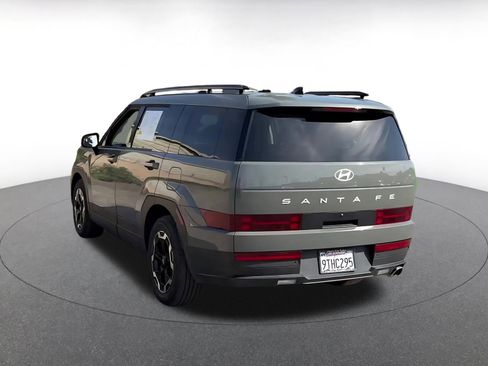 Used 2025 Hyundai Santa Fe SEL image 11