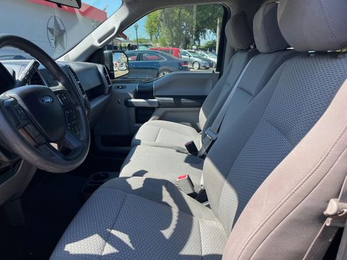 Used 2017 Ford F150 XLT w/ Trailer Tow Package image 21