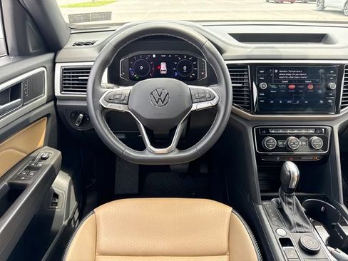 Certified 2023 Volkswagen Atlas Cross Sport SEL AWD/4WD image 19