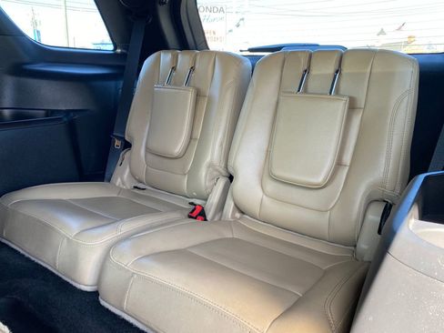 Used 2016 Ford Explorer Limited FWD image 16
