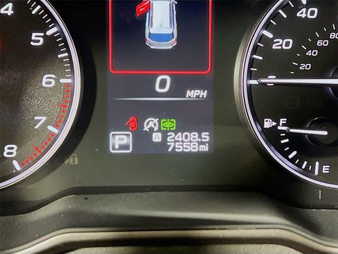 Certified 2025 Subaru Outback Limited w/ Popular Package #2 image 12