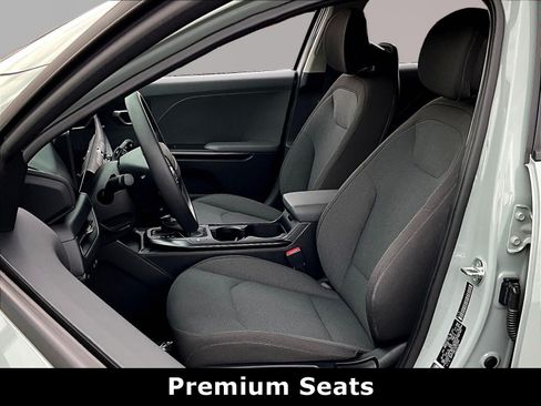 Used 2025 Kia K4 FWD image 20
