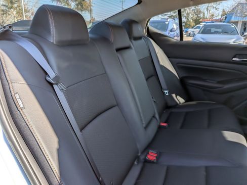 Used 2020 Nissan Altima 2.5 SR image 32