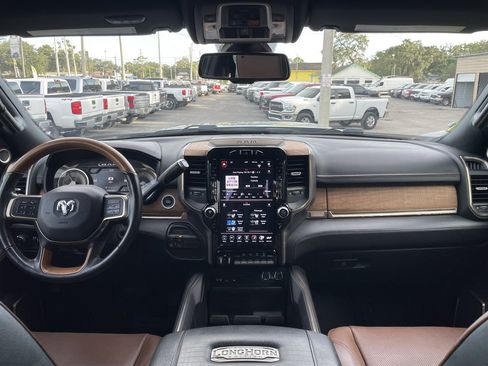 Used 2019 RAM 2500 Limited AWD/4WD image 3