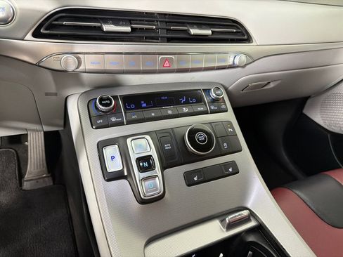 Used 2020 Hyundai Palisade SEL w/ Convenience Package FWD image 16