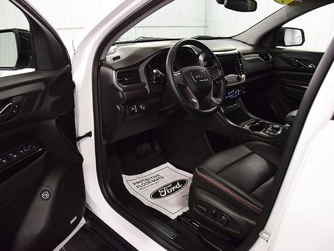 Used 2023 GMC Acadia AT4 AWD/4WD image 16