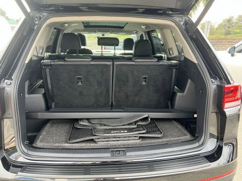 Used 2021 Volkswagen Atlas SE w/ Panoramic Sunroof Package image 26