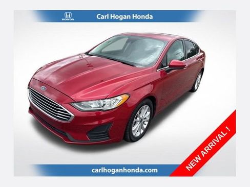 Used 2020 Ford Fusion SE FWD image 1
