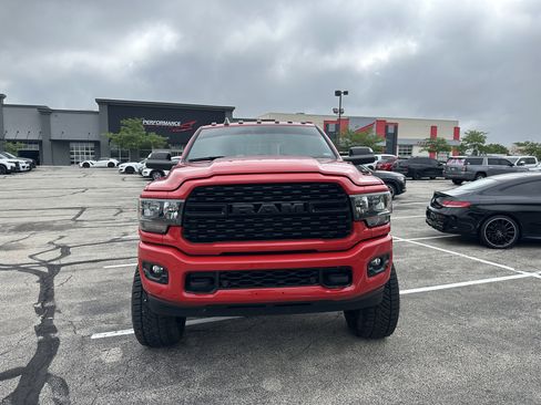 Used 2022 RAM 2500 Big Horn w/ Level C Equiment Group AWD/4WD image 2