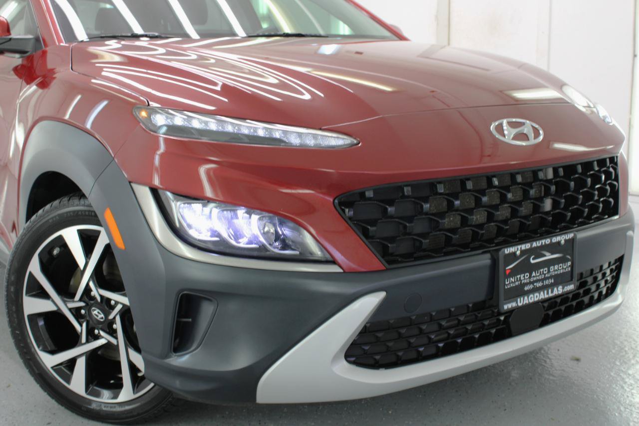 Used 2023 Hyundai Kona Limited AWD/4WD image 21