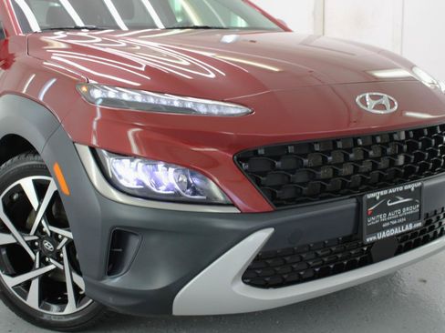 Used 2023 Hyundai Kona Limited AWD/4WD image 21