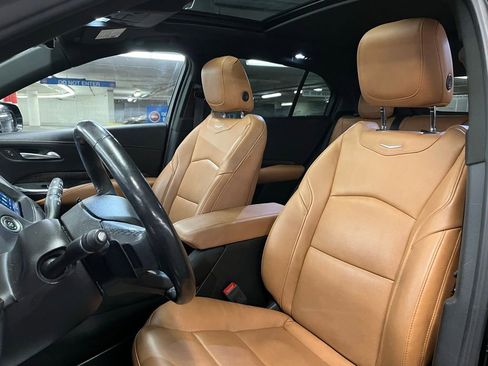Used 2023 Cadillac XT4 Premium Luxury image 17